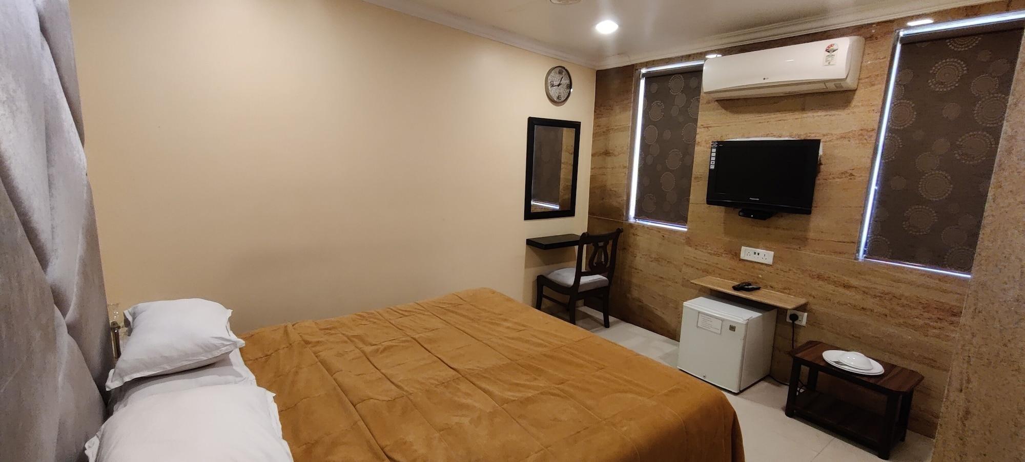 Hotel Metro Palace Mumbai Dış mekan fotoğraf
