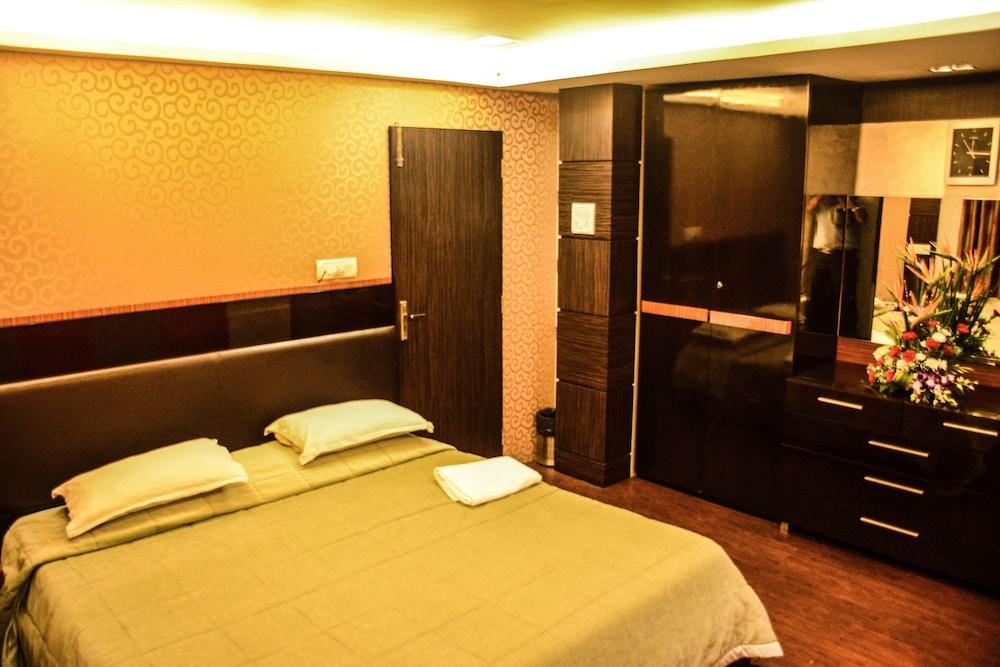 Hotel Metro Palace Mumbai Dış mekan fotoğraf