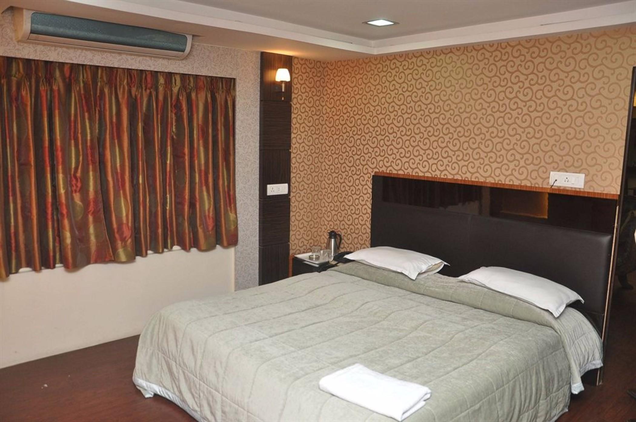 Hotel Metro Palace Mumbai Dış mekan fotoğraf