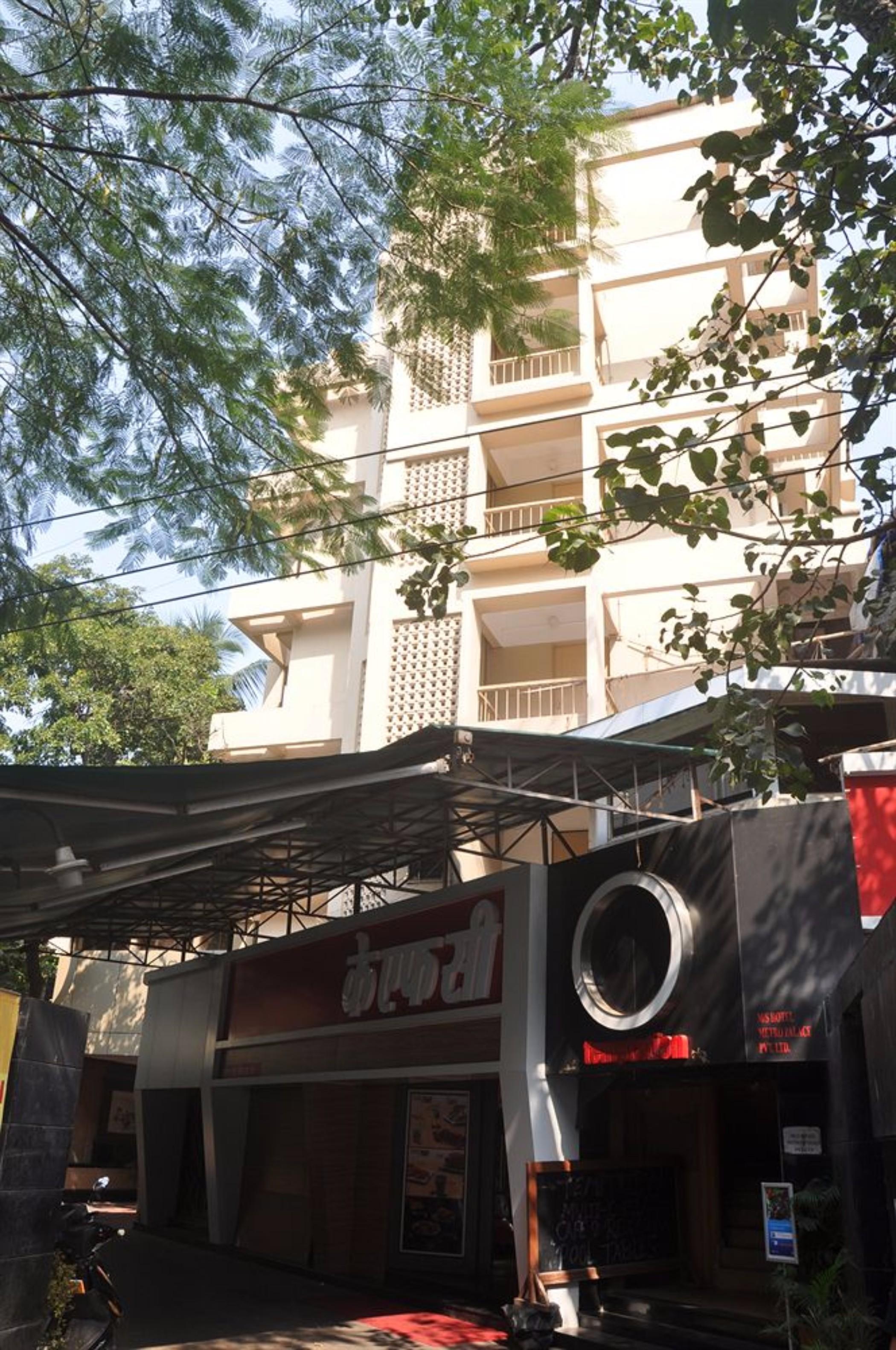 Hotel Metro Palace Mumbai Dış mekan fotoğraf