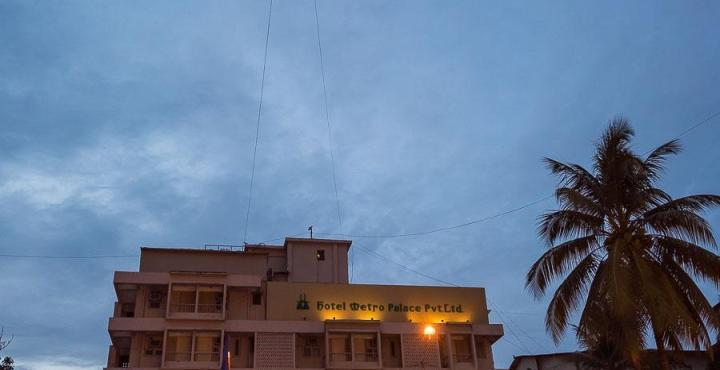 Hotel Metro Palace Mumbai Dış mekan fotoğraf