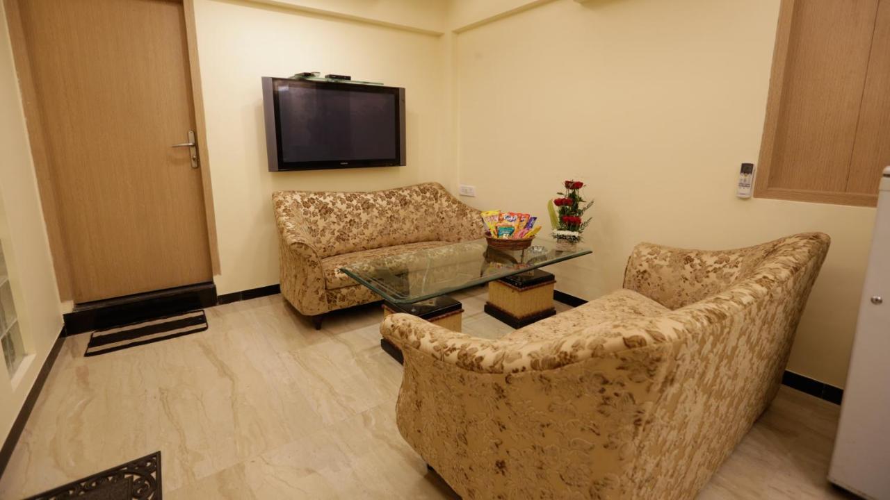 Hotel Metro Palace Mumbai Dış mekan fotoğraf